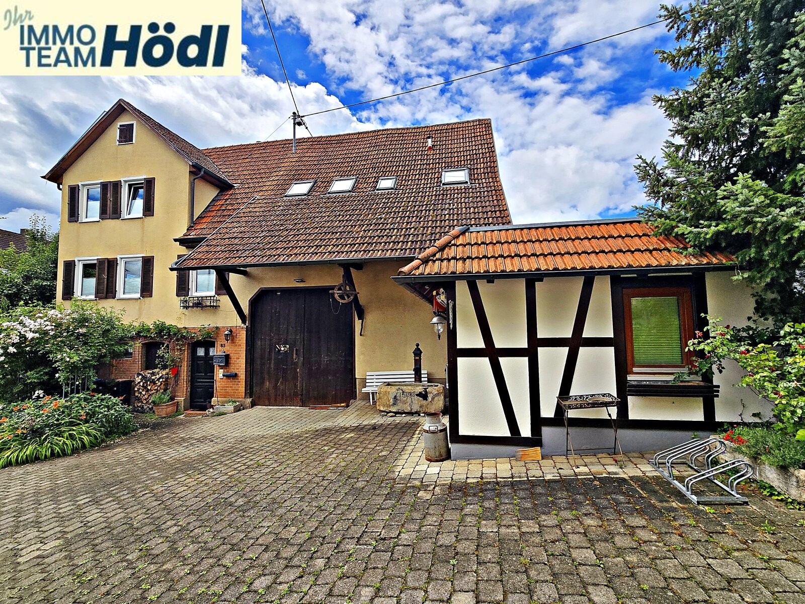 Charmantes Haus mit Scheune und Ladengeschäft in Wannweil !! Charmantes Haus mit Scheune und Ladengeschäft in Wannweil !!