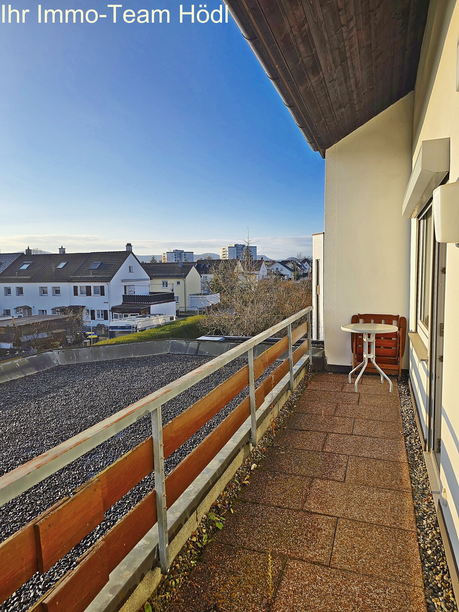 Süd-Balkon im OG